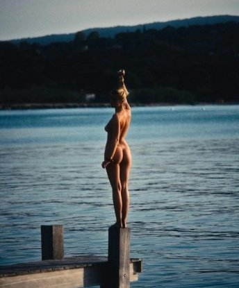 Анжела